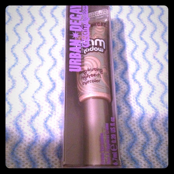 TRADED Urban Decay Cream Shadow in Midnight Rodeo