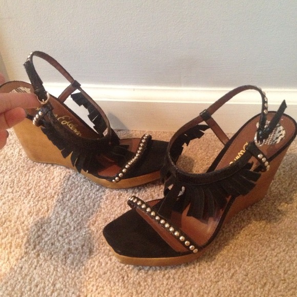 Sam Edelman T-Strap Fringe Justine Wedges 9.5