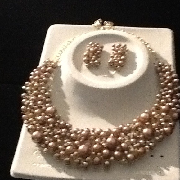 Tan necklace  set