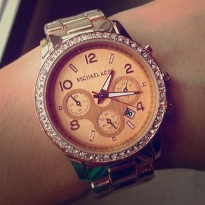 MICHAEL KORS Rose Gold Watch