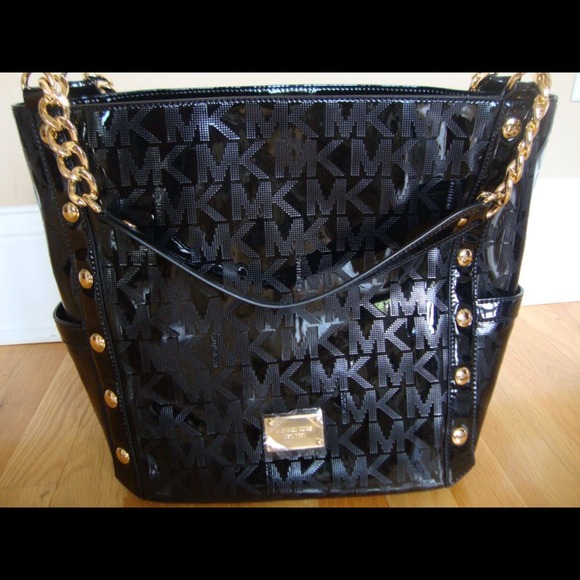 Michael Kors metallic gold chain 🎉SOLD🎉