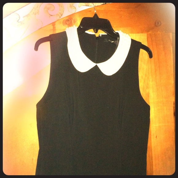 Black dress with pearl collar