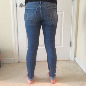 Faded dark wash Sknnies.