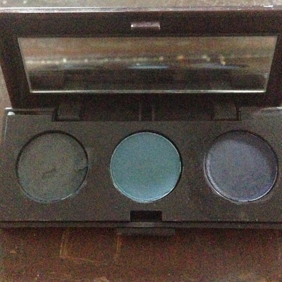 Laura Mercier tightline trio