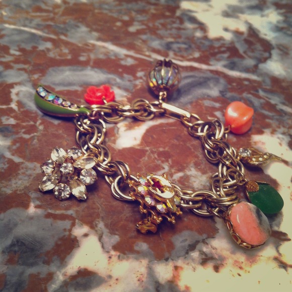 SOLD!!Vintage Charm Bracelet