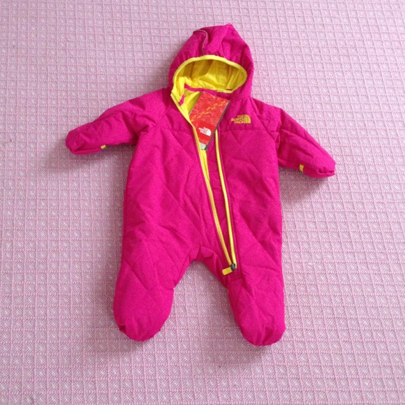 Infant Northface bunting***reserved for @amela***