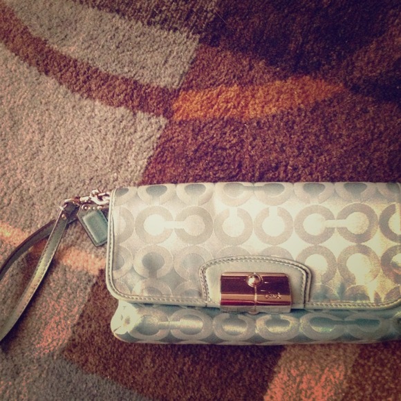 Wristlet