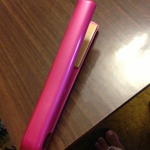 ⛔Trade w/ Abudry⛔💖Chi Air flat iron💖