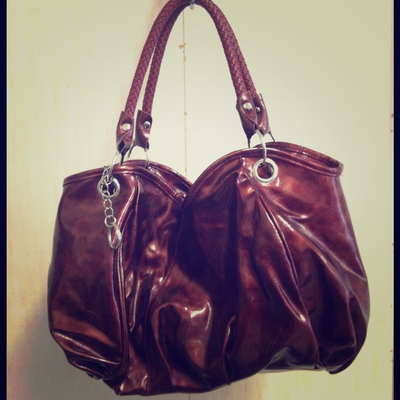 ⛔️SOLD! ⛔️ Distressed Metallic Burgundy Purse Bag