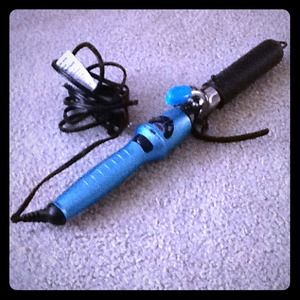Revlon Medium Barrel Hair Curler!(: