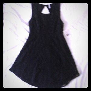 BNWT black RVCA back cutout dress! Never worn!!!
