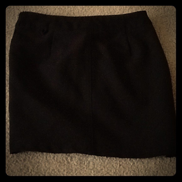 Super cute small black skirt(: