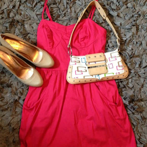 💗 Guess Handbag 💗