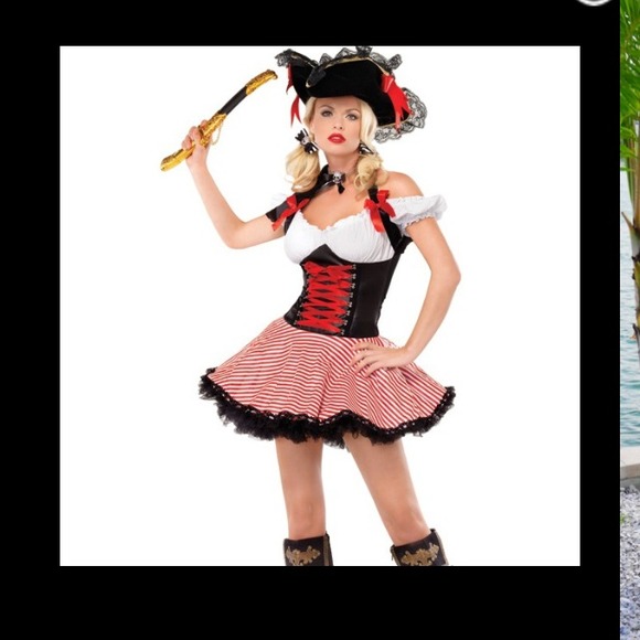 Sexy pirate costume
