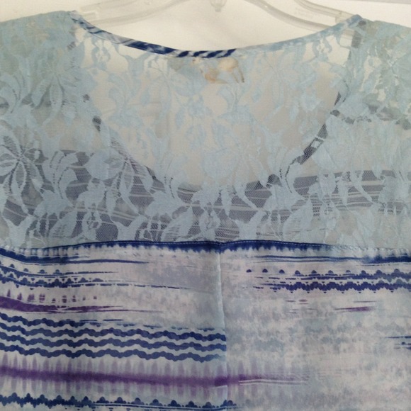 Short sleeve high low top - Picture 2 of 2