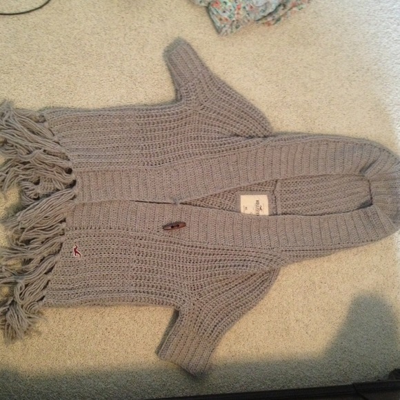 Hollister Thick Sweater Cardigan