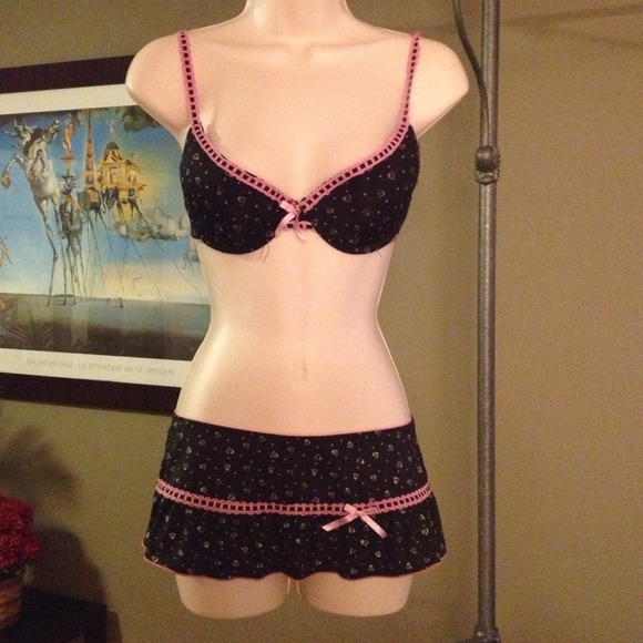 🚫SOLD🚫 Bra & Skirt Set