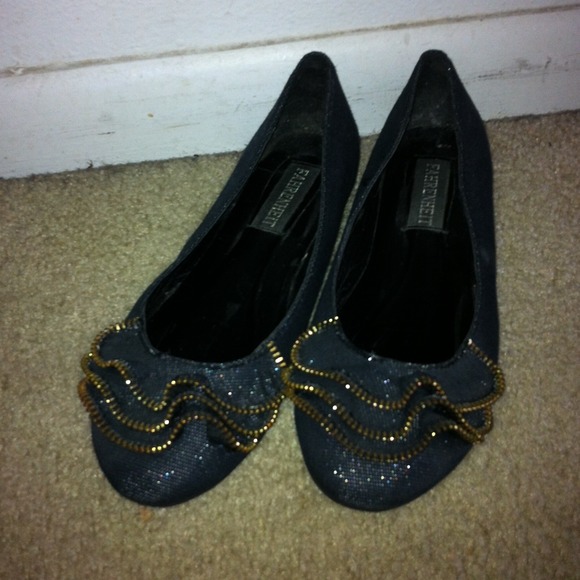 Glittery dark denim flats with gold zipper ruffles