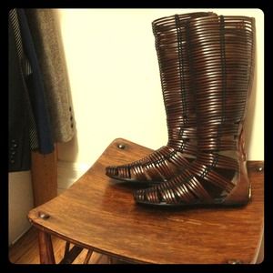 HOST PICK 11/10 Sigerson Morrison gladiator boots