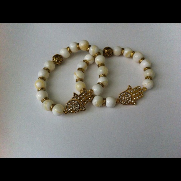 Hamsua white and gold bracelet - Picture 1 of 1