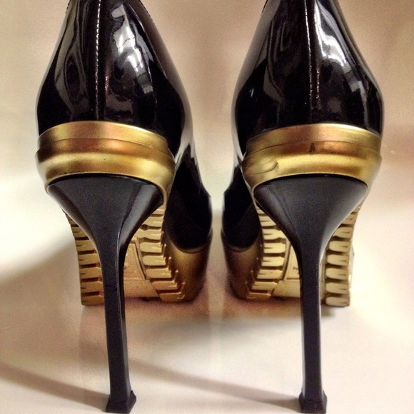 ❌SOLD❌YSL Yves Saint Laurent 6.5 Auth Heels Shoes - Picture 4 of 4