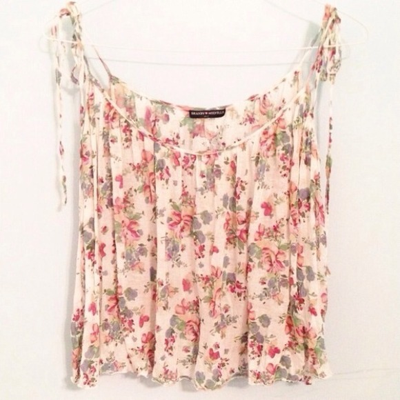 ❌❌Traded❌❌ Brandy Melville Top