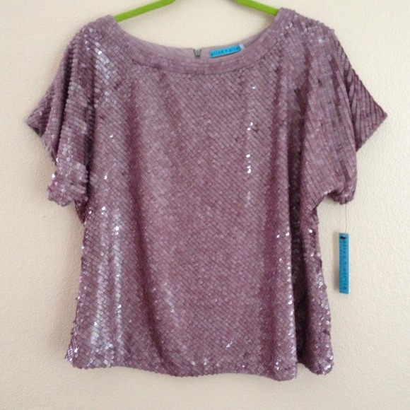 Alice + Olivia Sequin Top!