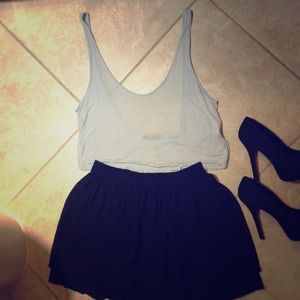 ✋BUNDLED! Brandy Melville light blue crop top