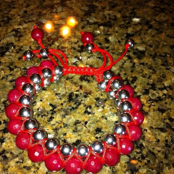 Bracelets - Picture 1 of 1