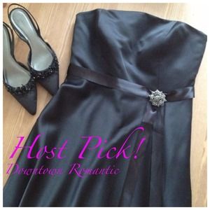 LOWEST PRICE! Ann Taylor strapless LBD