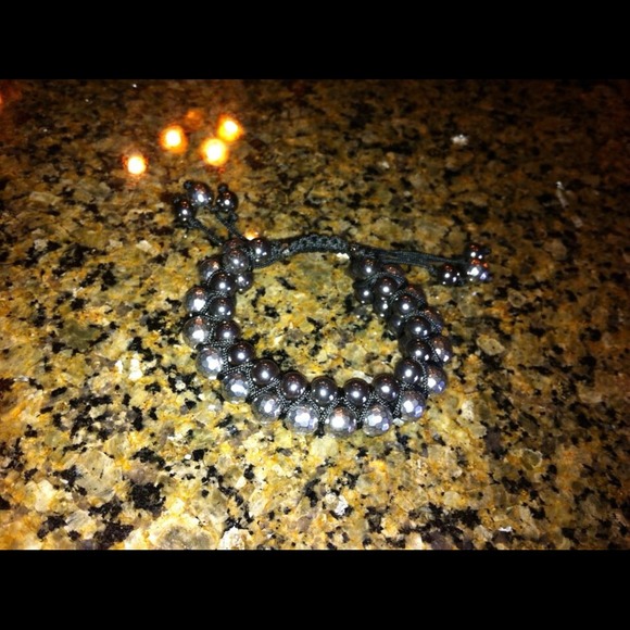 Macramé bracelet - Picture 1 of 1