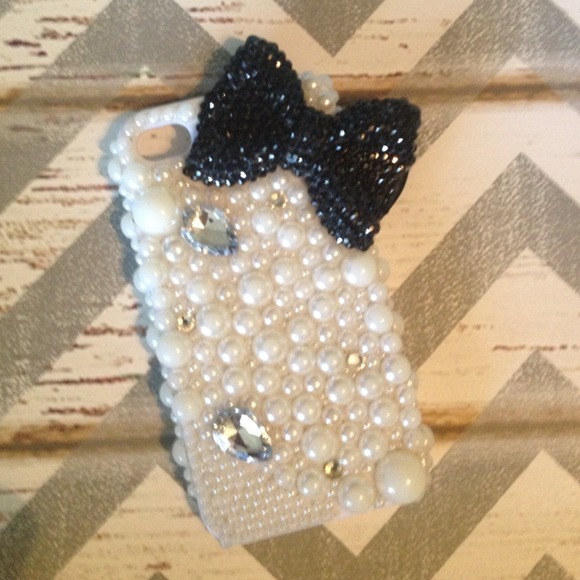 REDUCED!!! iPhone 4 or 4S now phone case.