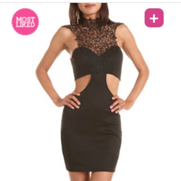 ❌❌Sold on vinted❌❌DELICATE LACE-TOP CUTOUT DRESS