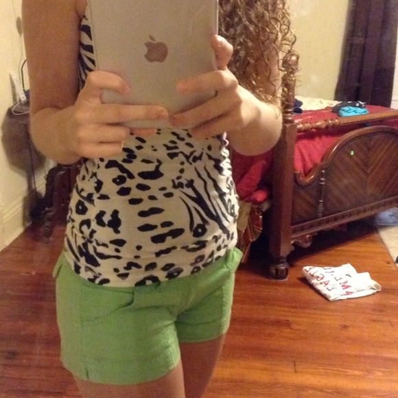 Green Roxy Short (5), cheetah/zebra tank top. - Picture 2 of 3