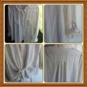 🎊Traded🎊Silk white shirt