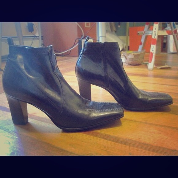 High heeled ankle boots $80 - Picture 1 of 1