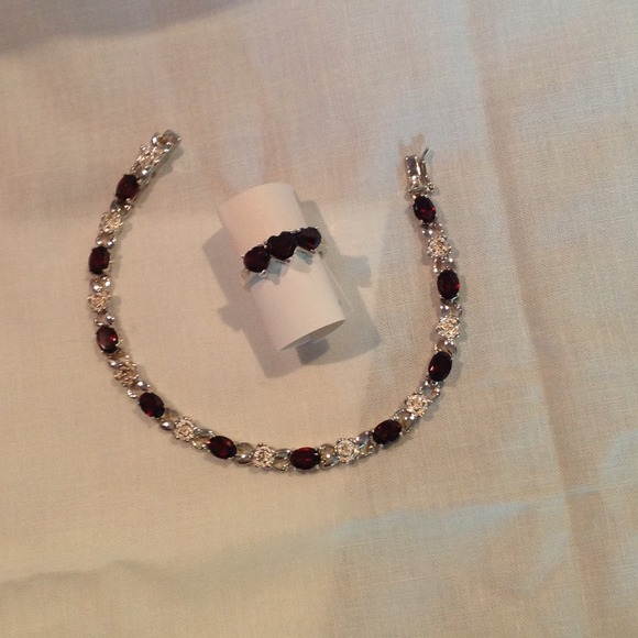 Jan. birthstone jewelry