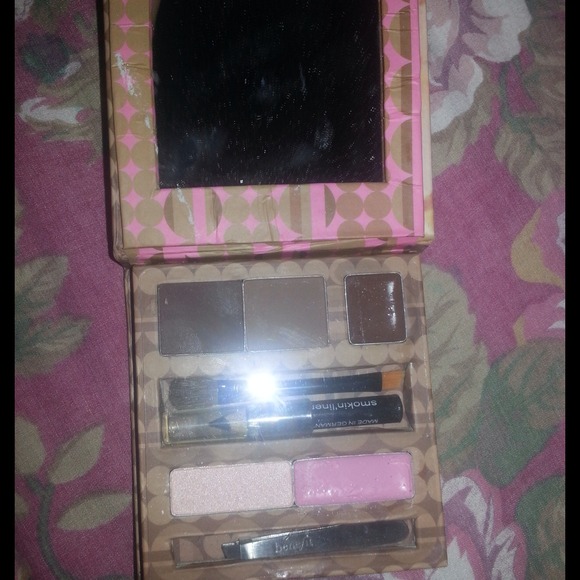 Sold in bundle - Picture 2 of 3