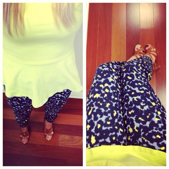 (((( sold )))))Cheetah pants
