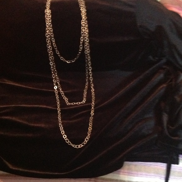 50. Inches. Of silver necklace