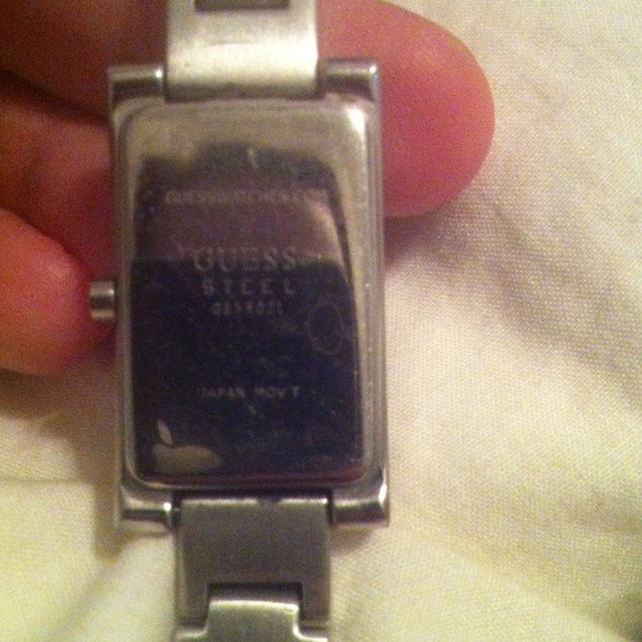 Guess Watch - Picture 2 of 3