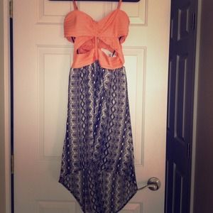 💢💢REDUCED💢💢 Bebe Hi-Lo Fashion Trend Dress