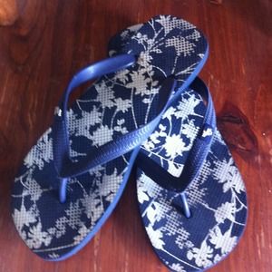 SOLD Abercrombie Flip Flops