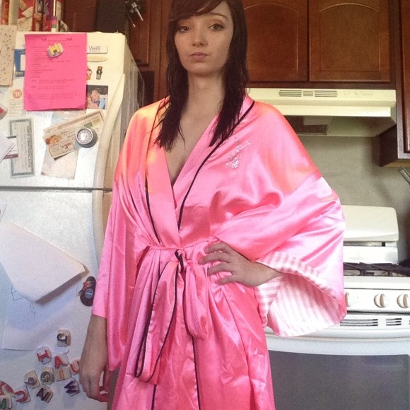 TRADED ✋ - Picture 2 of 4