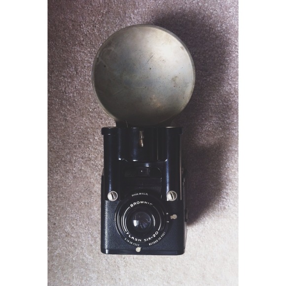 Brownie flash six-20