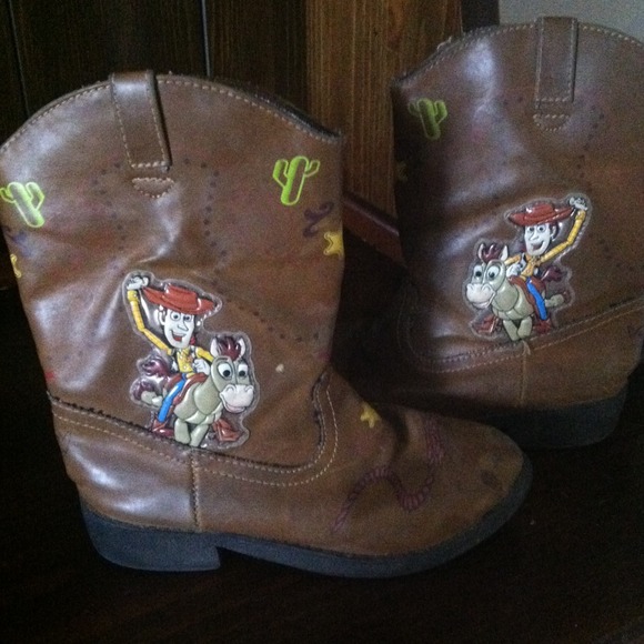 Toy story Bundle. cowboy boots and PJs.