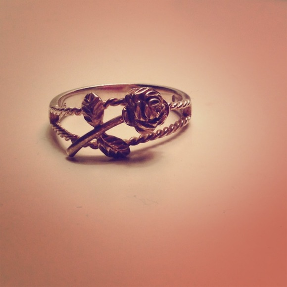 Sterling silver rose ring