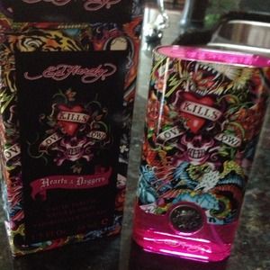 🌟Reduced🌟Ed Hardy hearts and daggers perfume!