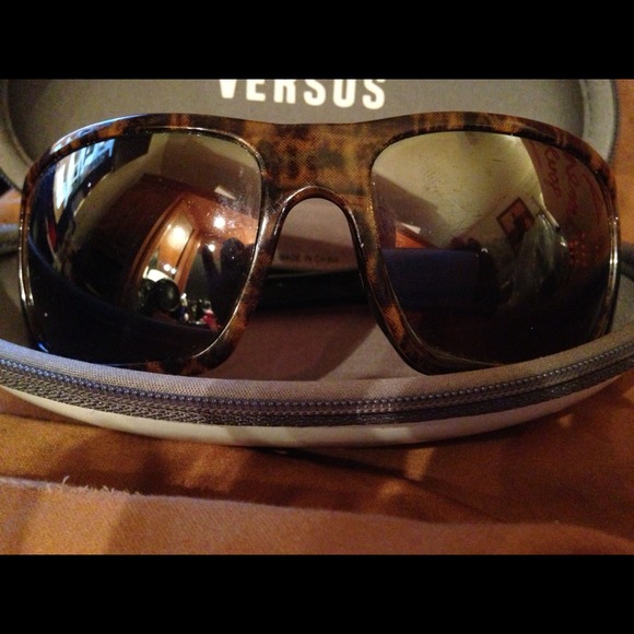 👓👙Revo tortoise  polarized 👓👙