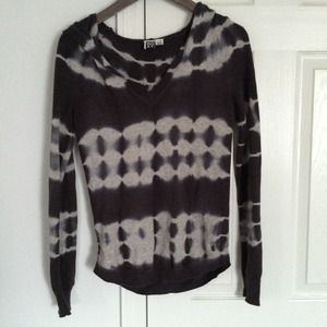 Roxy, sz S: tie dye, neutral v neck hooded sweater